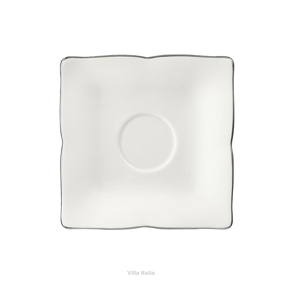 spodek kwadratowy pod filiżankę porcelanową