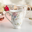 kubek porcelanowy ręcznie dekorowany złotem z kwiatkami na prezent