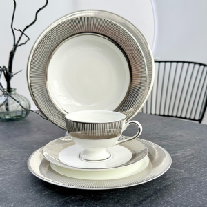 Zestaw obiadowo kawowy dla 1 osoby porcelanowy UNICO 150