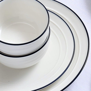 Serwis obiadowy porcelanowy na 12 osób NOSTALGIA