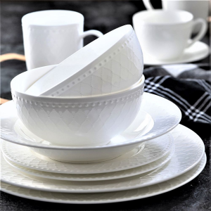 Serwis obiadowo kawowy porcelanowy na 12 osób ROMA white