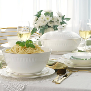 Serwis obiadowy na 12 osób porcelanowy z wazą MESYNA GOLD