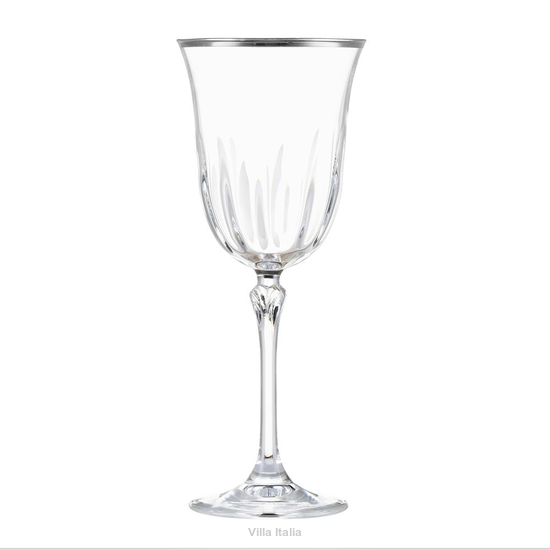 Elegancki kieliszek do czerwonego wina dekorowany paskiem platyny