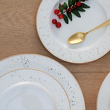 dekoracyjne talerzyki porcelanowe do stołu