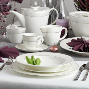 Serwis obiadowo kawowy porcelanowy na 12 osób z wazą OCTAVIA