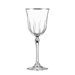 elegancki kieliszek do wina z platynowym paskiem