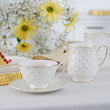 eleganckie naczynia porcelanowe do kawy i herbaty
