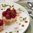 Talerz porcelanowy nowoczesny w poziomki