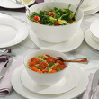 elegancka zastawa porcelanowa z salaterkami