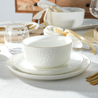 stylowy porcelanowy serwis obiadowy do serwowania posiłków