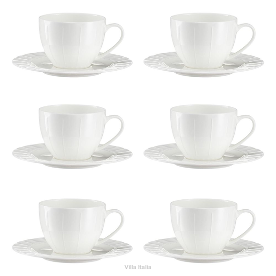 elegancki zestaw filiżanek porcelanowych do kawy