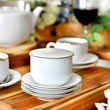 Cukiernica porcelanowa nowoczesna dekorowana z platyną