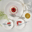 eleganckie talerze deserowe, porcelana z ozdobnym rantem