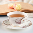 elegancka filiżanka porcelanowa w kwiatki ręcznie malowana złotem 