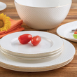 serwis obiadowy dla 6 osób z elegancką linią złota