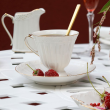 Serwis do kawy herbaty porcelanowy na 6 osób z dzbankiem CLARA Gold Ivory 1