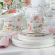 zastawa w kwiaty porcelanowa 