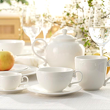 zastawa porcelanowa do kawy i herbaty z tłoczonym wzorem