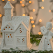 Figurka śnieżna dziewczynka z oświetleniem LED 15 cm HOPEN  2