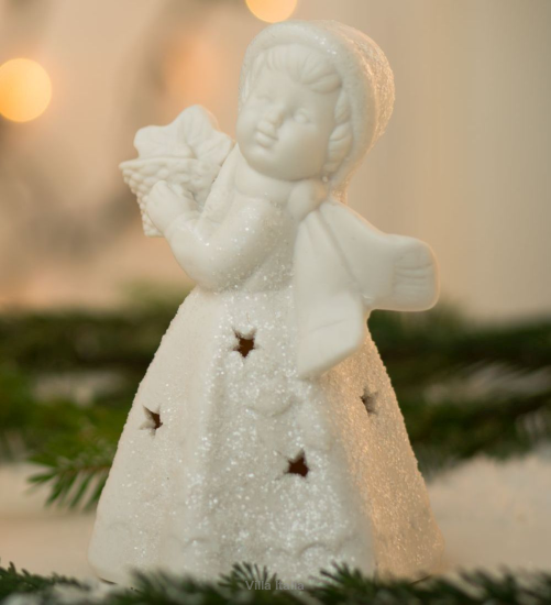 Figurka śnieżna dziewczynka z oświetleniem LED 15 cm HOPEN 