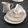 Serwis do kawy herbaty porcelanowy na 12 osób z dzbankiem CLARA Gold Ivory 21