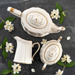 Dzbanek do herbaty porcelanowy 850 ml CLARA Gold Ivory 4