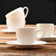 Zestaw 2 filiżanek porcelanowych BARI GOLD w pudełku prezentowym 3