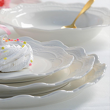 Zastawa porcelanowa z reliefem