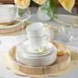 elegancki zestaw porcelanowy do kawy i herbaty
