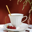 Filiżanka do herbaty porcelanowa 200 ml ze spodkiem CLARA Gold Ivory 3