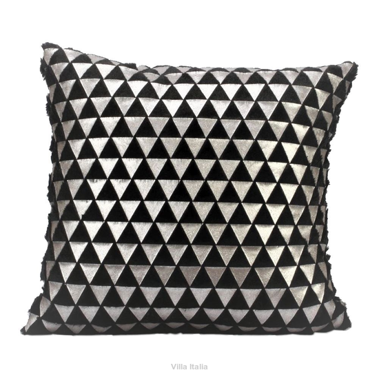 poduszka dekoracyjna czarna ze srebrem