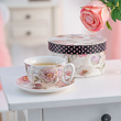 Filiżanka porcelanowa w kwiaty z pudełkiem ozdobnym