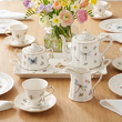 elegancki mlecznik z ażurowej porcelany