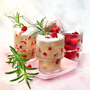 Szklanki do drinków ze słomkami 4 sztuki Zestaw prezentowy SOMERO