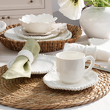 Nowoczesna filiżanka porcelanowa do codziennych chwil przy kawie i herbacie