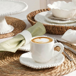 Nowoczesna filiżanka z porcelany do serwowania kawy