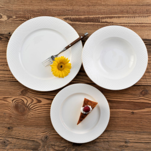 Serwis obiadowy porcelanowy Komplet talerzy na 6 osób BARI GOLD 