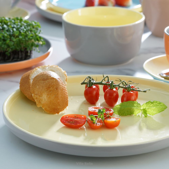 porcelanowy komplet talerzy żółto-szarych