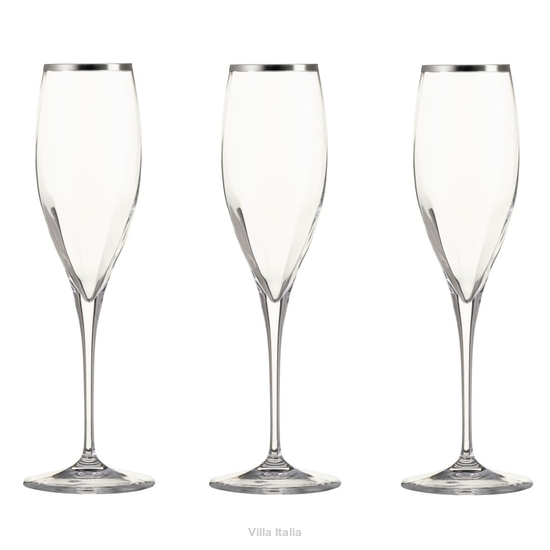 Komplet eleganckich kieliszków do szampana z platynowym paskiem