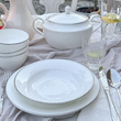 Serwis obiadowy porcelanowy na 12 osób z wazą FLORIAN 14