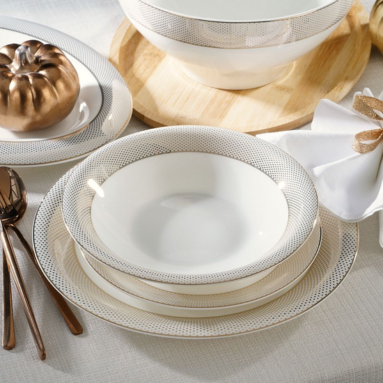 Elegancki serwis obiadowy dla 12 osób 

