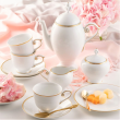 Dzbanek do herbaty porcelanowy OPERA GOLD  2