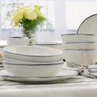 porcelanowy zestaw talerzy z reaktywnego szkliwa w czarne kropki Villa Italia