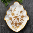 Talerz dekoracyjny porcelanowy 32 cm zdobiony złotem CESARE 7