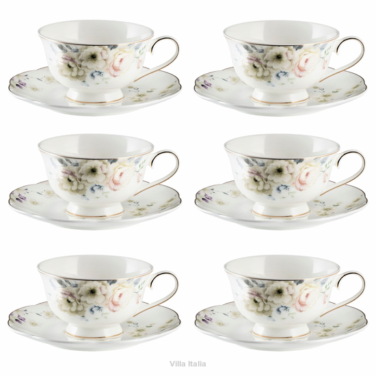 elegancki zestaw filiżanek porcelanowych do herbaty