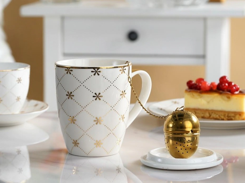 Kubek porcelanowy z zaparzaczem 