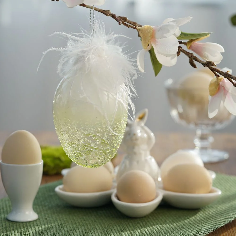 Szklana bombka w kształcie jajka z piórami Villa Italia