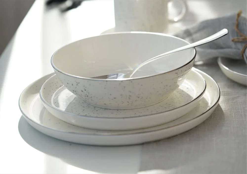 Komplet talerzy porcelanowych POLVERE – serwis obiadowy na 6 osób