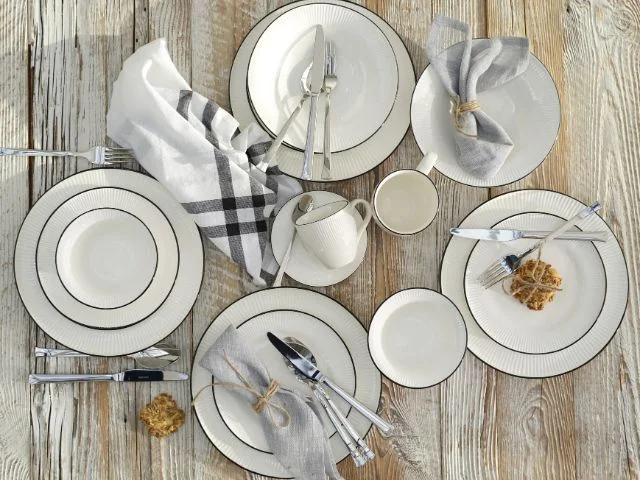 Zastawa porcelanowa BONITA BLACK z porcelany wzmocnionej – trwała i elegancka