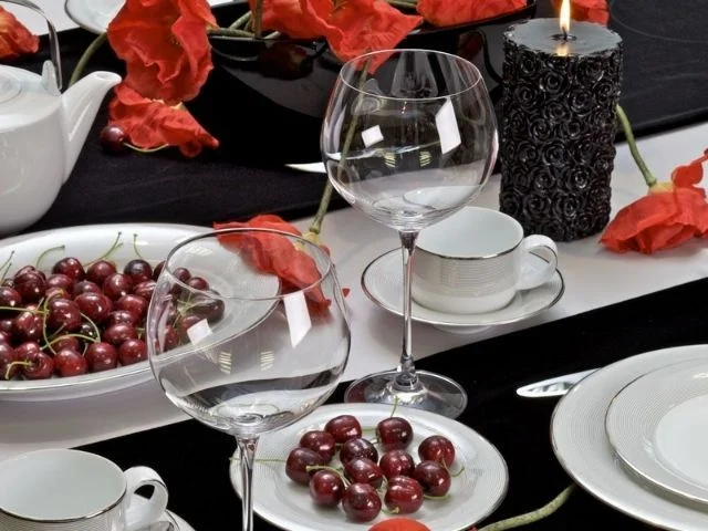 Zastawa porcelanowa VALENTINO – romantyczna zastawa stołowa na Walentynki
